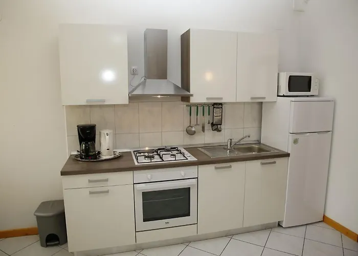 Araz アパート ヴォディツェ